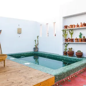 https://dar-dada-mouss.marrakeshhotelsmorocco.com